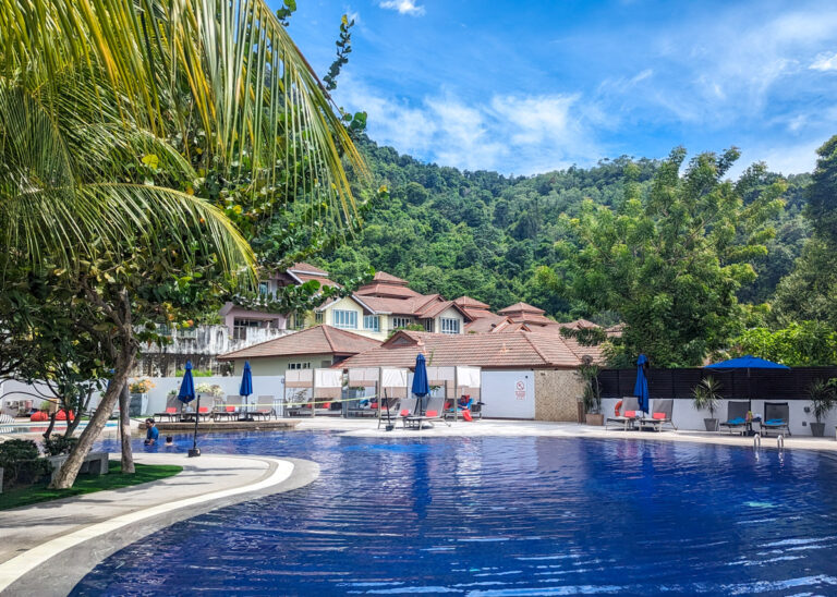 Doubletree Hilton Penang swimming pool
