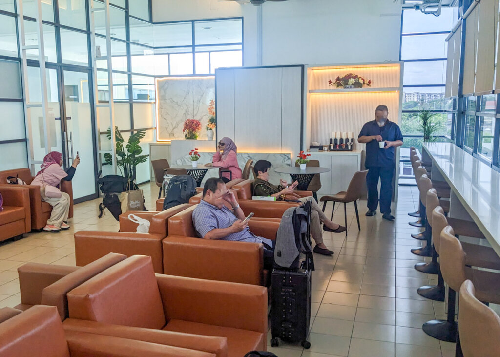 Business Class lounge at Butterworth for the train to KL